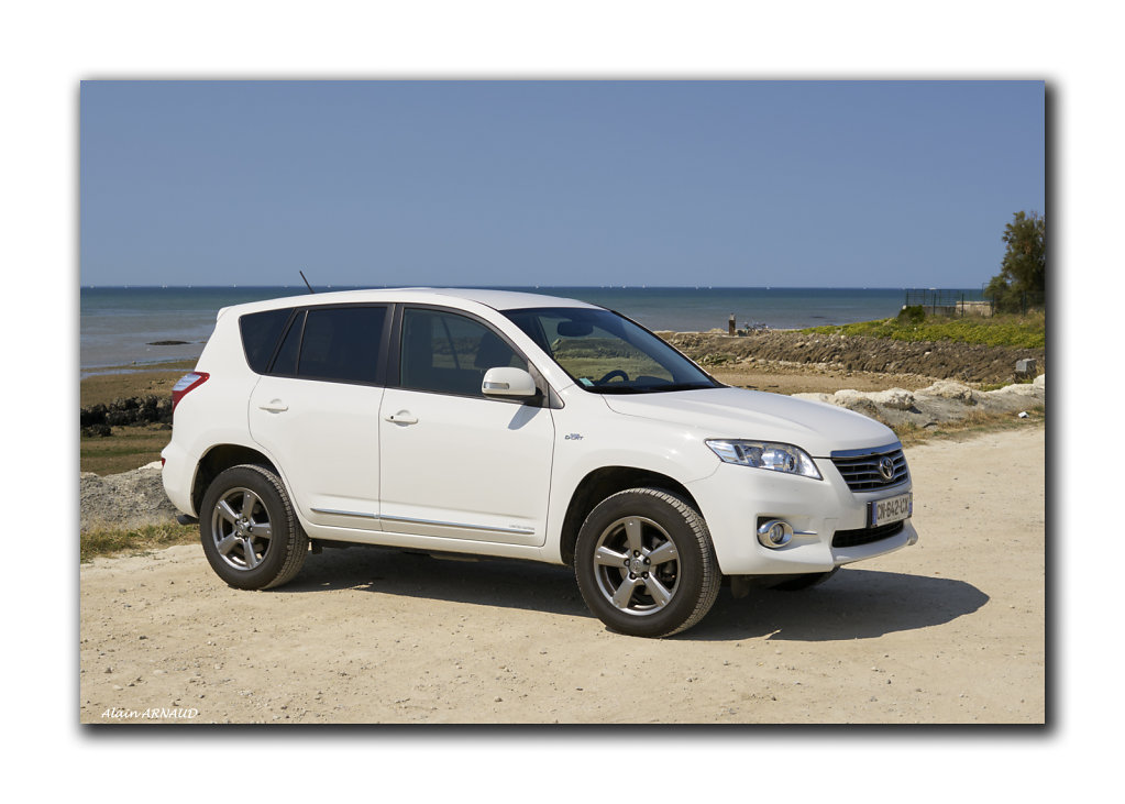 TOYOTA RAV4 2012